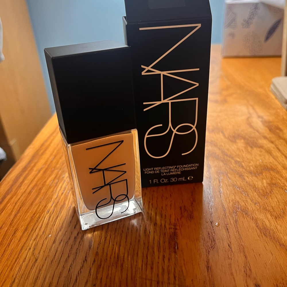 NARS Light Reflecting Foundation - Shade Yukon 2.5
